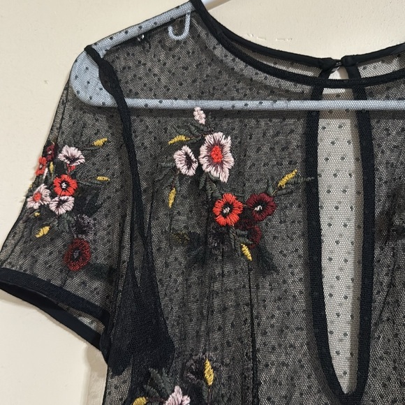 American Eagle Outfitters Black and Pink Floral Dress Net Overlay - Picture 3 of 7